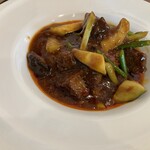 CHINESE DINING 瑞 - 家常牛腩アップ