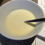 炭焼きワイン食堂 オルサリーノ - 冷たいポタージュ