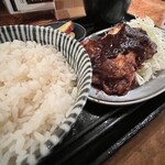 キッチン シン•トミー - 開店記念と言うことで対象の4品が¥550
✅トリミソ定食¥880→¥550❗️
　※＋¥400で鶏1枚追加可能