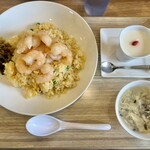 中華食彩 なな福 - 海老チャーハンと杏仁豆腐