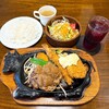 ハンブルグ - ミックスランチ　　1,880円
生ぶどうジュース　＋100円