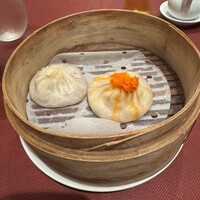 ジョーズ シャンハイ ニューヨーク 銀座店 - 豚肉小籠包と蟹肉小籠包