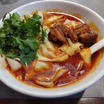 杜記 中華第一家 - 牛肉刀削麺