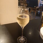 UPMARKET PIZZA&CAFE - Chandon Brut無くなりヴェネトのプロセッコ