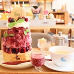 カフェ・ド・リオン パレット - 【2025.06】チェリーブランデー香る空輸アメリカンチェリー氷・プティサイズ(税込2,728円)