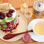 カフェ・ド・リオン パレット - 【2025.06】チェリーブランデー香る空輸アメリカンチェリー氷・プティサイズ(税込2,728円)