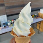 小林牧場 おかしなソフトクリーム工房 - 