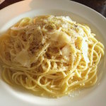 Lamp - 日替わりパスタ、チーズと黒胡椒のなんとか。
