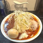 豚星。 - 辛麺 豚2枚 麺少なめ ニンニク少なめ ホワジャオ 辛味玉