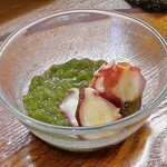 桶家乃隠居 - タコとたたきめかぶ