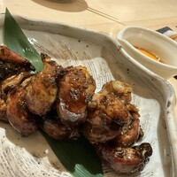 うなぎのしろむら - 肝焼き(タレ)、奥にカラスミ大根 うなぎのしろむら - 肝焼き(タレ)、奥にカラスミ大根