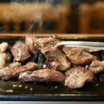 黒豚ホルモン陣屋 - 豚ハラミの溢れる肉汁！！
