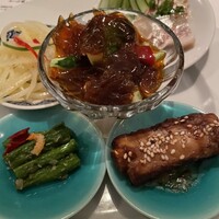 銀座ブルーリリー ステーキ＆チャイニーズレストラン - 