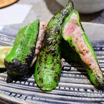 奈良 - 万願寺唐辛子の肉詰め