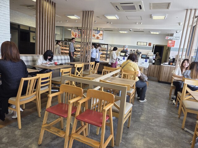 mister Donut Akita Sano Shoppu photo 5