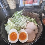 廣島つけ麺本舗 ばくだん屋 - 