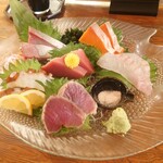 旬魚旬菜 びんびや - 造り6種盛合わせ2640円