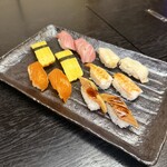 しゃぶしゃぶ・すし 紀尾井町 八山 - 穴子、サーモン、海老、にぎり玉子、つぶ貝、本鮪