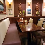 ジャスミン タイ - １人でもゆったり座れます