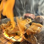 炭火焼肉 ホルモン にく式 - 