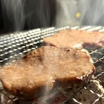 炭火焼肉 ホルモン にく式 - 