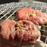 炭火焼肉 ホルモン にく式 - 