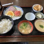 まる信 食堂 - 