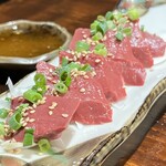 炭火焼肉 ホルモン にく式 - 