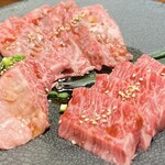 炭火焼肉 ホルモン にく式 - 