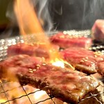 炭火焼肉 ホルモン にく式 - 