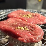 炭火焼肉 ホルモン にく式 - 