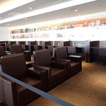 ダイヤモンド・プレミアラウンジ - 内観