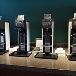 ダイヤモンド・プレミアラウンジ - 内観