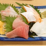 丸富食堂 - 刺身盛り合わせ(梅)