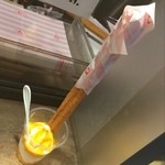 チュロスター 池袋サンシャイン通り店 - 美味しいけど、店員のお兄さんの接客は相当な見直しが必要ですよ？