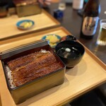 関西風 炭焼うなぎ専門店 鰻丸 - 鰻重