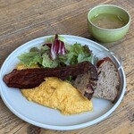 ジュウニブンベーカリーカフェ - ジュウニブンオムレツ