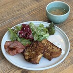 ジュウニブンベーカリーカフェ - 特製フレンチトースト