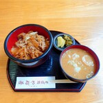 やぶ善 - ■ 牛丼、980円