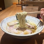 ジャパニーズ ラーメン 五感 - 