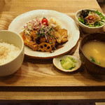 kawara CAFE&KITCHEN + PLUS - 日替わり定食