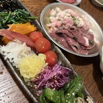 肉ホルモン てつ腕 - 