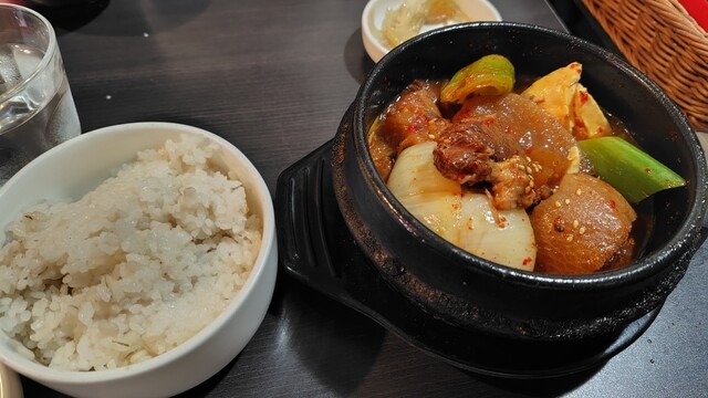 Korean Spoon Hon Ten