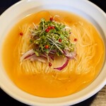 丿貫 - サーモンジュレイヤージュ