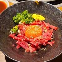 焼肉 にくなべ屋 神戸びいどろ 北野坂店 - 