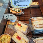 リヨン コッペ館 - 卵サンド美味しそう。次回購入決定