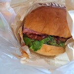 リヨン コッペ館 - テキサスバーガー450円