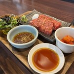 炭火焼肉 久 - 