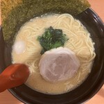 横浜家系ラーメン赤家 - 