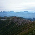 白馬山荘 - 朝の山～